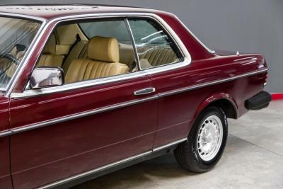 1985 Mercedes - Benz 300 CD COUPE