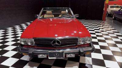 1987 Mercedes - Benz 560-Class