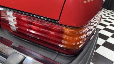 1987 Mercedes - Benz 560-Class