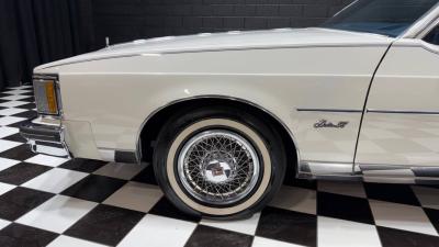 1982 Oldsmobile Delta Eighty-Eight Royale