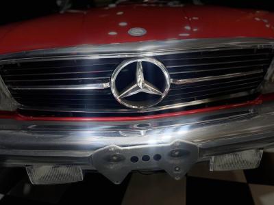 1989 Mercedes - Benz 560-Class