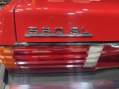 1989 Mercedes - Benz 560-Class