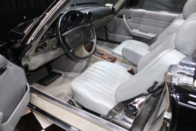 1989 Mercedes - Benz 560-Class