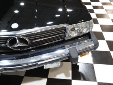 1989 Mercedes - Benz 560-Class