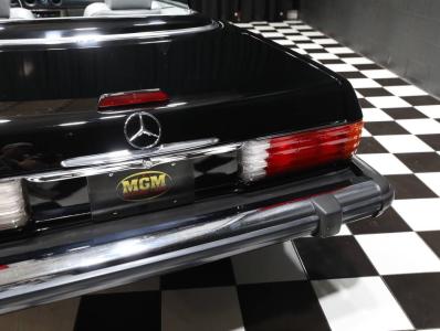 1989 Mercedes - Benz 560-Class