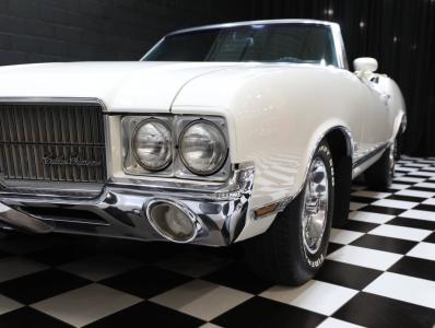 1971 Oldsmobile Cutlass