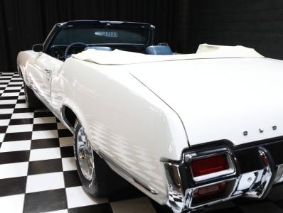 1971 Oldsmobile Cutlass