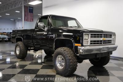 1986 Chevrolet K10 Custom Deluxe 4x4