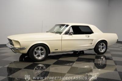 1967 Ford Mustang Coupe Restomod