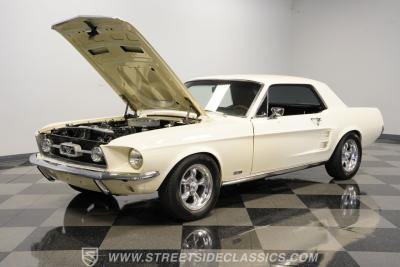 1967 Ford Mustang Coupe Restomod