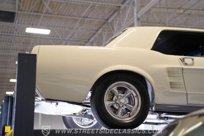 1967 Ford Mustang Coupe Restomod