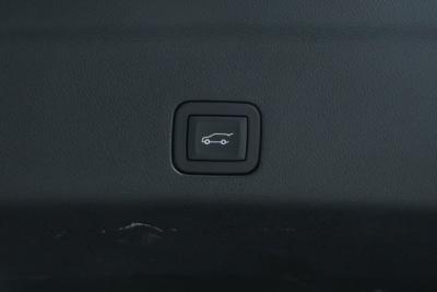 2025 Cadillac Escalade ESV