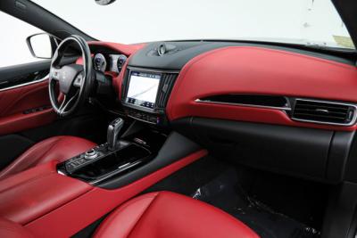 2022 Maserati Levante