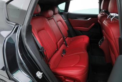 2022 Maserati Levante