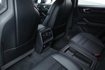 2022 Porsche Cayenne
