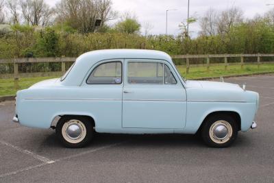 1961 Ford POPULAR 100 E