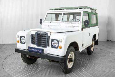 1977 Land Rover 88 Defender serie III overdrive