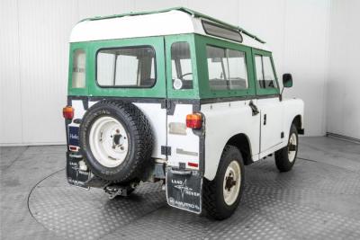 1977 Land Rover 88 Defender serie III overdrive