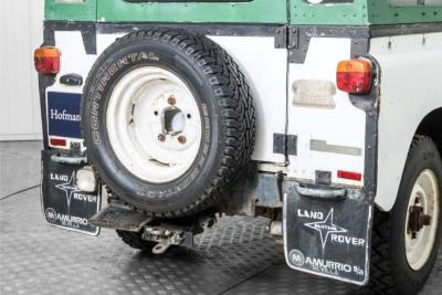 1977 Land Rover 88 Defender serie III overdrive