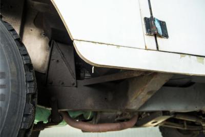 1977 Land Rover 88 Defender serie III overdrive