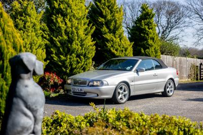 2001 Volvo C70