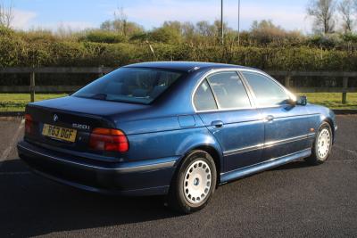 1997 BMW 520I AUTO