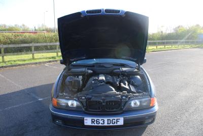 1997 BMW 520I AUTO