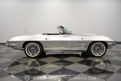 1963 Chevrolet Corvette Convertible