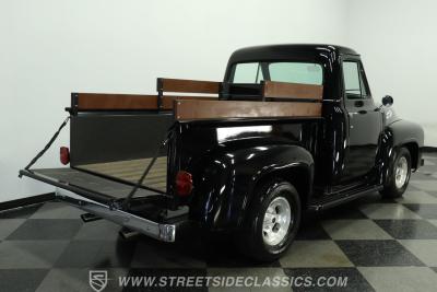 1954 Ford F-100