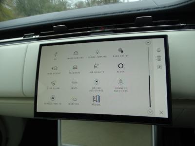 2023 Land Rover 3.0 P550e 38.2kWh SV Auto 4WD Euro 6 (s/s) 5dr