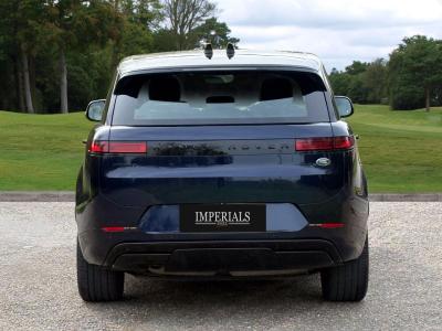 2023 Land Rover 3.0 D300 MHEV Dynamic SE Auto 4WD Euro 6 (s/s) 5dr