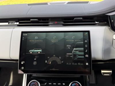 2023 Land Rover 3.0 D300 MHEV Dynamic SE Auto 4WD Euro 6 (s/s) 5dr