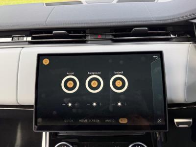 2023 Land Rover 3.0 D300 MHEV Dynamic SE Auto 4WD Euro 6 (s/s) 5dr