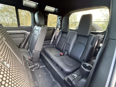 2022 Land Rover 3.0 D250 MHEV X-Dynamic SE Auto 4WD Euro 6 (s/s) 5dr