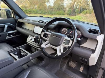 2022 Land Rover 3.0 D250 MHEV X-Dynamic SE Auto 4WD Euro 6 (s/s) 5dr