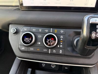 2022 Land Rover 3.0 D250 MHEV X-Dynamic SE Auto 4WD Euro 6 (s/s) 5dr