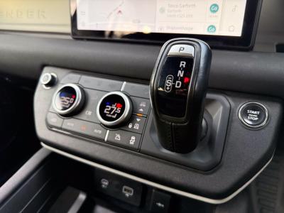 2022 Land Rover 3.0 D250 MHEV X-Dynamic SE Auto 4WD Euro 6 (s/s) 5dr