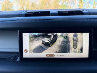 2021 Land Rover 3.0 D300 MHEV HSE Hard Top SUV Auto 4WD MWB Euro 6 (s/s) 5dr