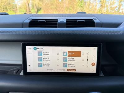 2021 Land Rover 3.0 D300 MHEV HSE Hard Top SUV Auto 4WD MWB Euro 6 (s/s) 5dr