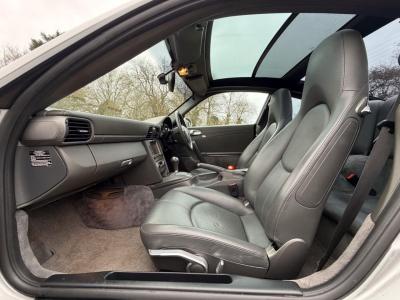 2006 Porsche 3.6 997 4 Targa Tiptronic S AWD 2dr