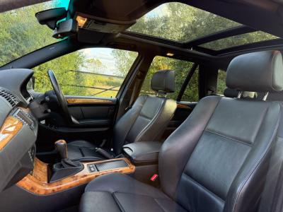 2005 BMW 4.4i V8 Sport Auto 4WD Euro 3 5dr