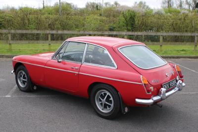 1967 MG B GT