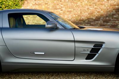 2011 Mercedes - Benz Mercedes Benz SLS AMG