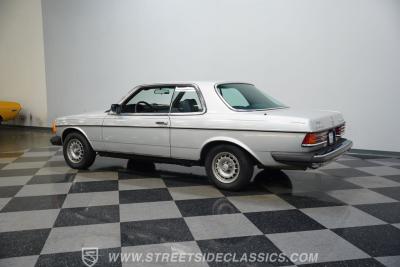 1985 Mercedes - Benz 300CD Turbo Diesel