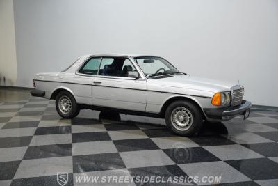 1985 Mercedes - Benz 300CD Turbo Diesel