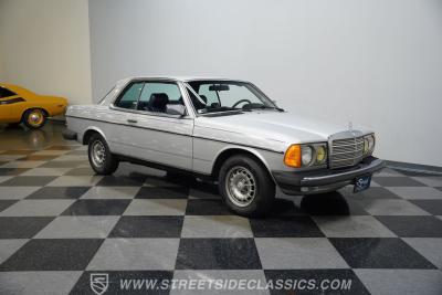 1985 Mercedes - Benz 300CD Turbo Diesel