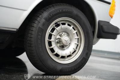 1985 Mercedes - Benz 300CD Turbo Diesel