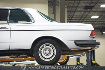 1985 Mercedes - Benz 300CD Turbo Diesel