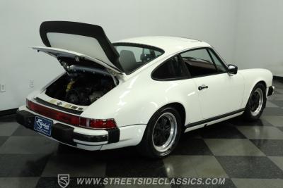 1986 Porsche 911 Carrera 