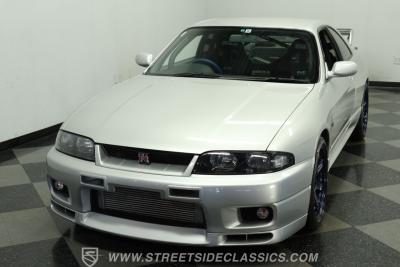 1995 Nissan Skyline GT-R R33